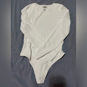 Babaton contour white bodysuit